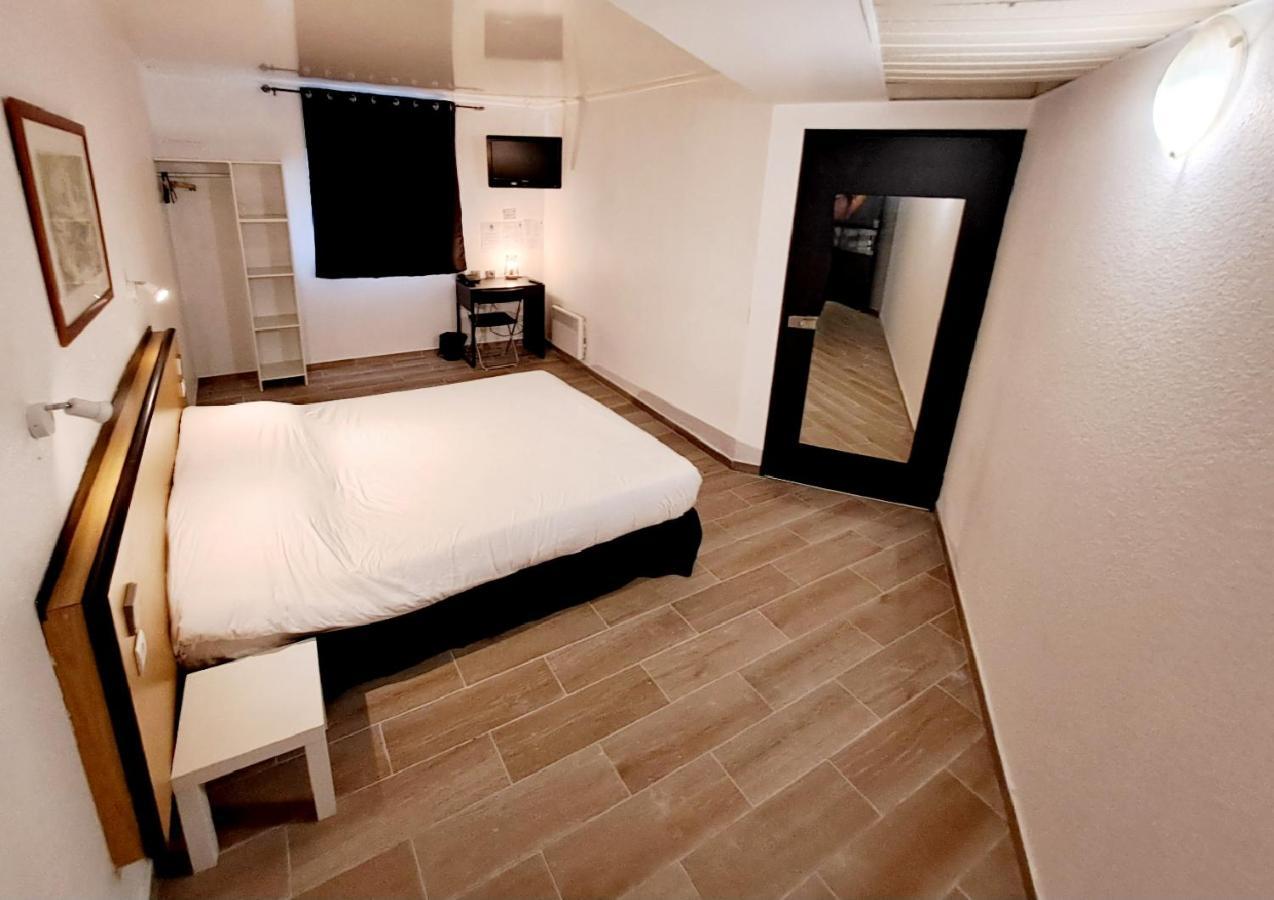 Crystal Hotel Saint Denis Basilique Dış mekan fotoğraf